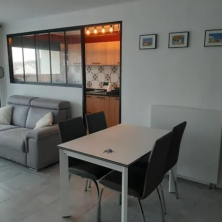 T3 Renove A 10 Min Du Centre-ville Avec Balcon, Garage Et Wifi A - Fr-1-239-584 Сен-Жан-де-Люз